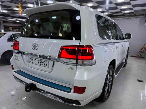 ‎تويتا لاند كروز _ موديل _2018 _  GXR.V6
‎موصفات.فوول جيهان اصلى 🦅🔥
‎محرك.(v6) 
‎بسم الله الرحمان الرحيم

‎ملاحظه رجائن سياره (بدون مراوس)🖐🏼

‎تويتا لاند كروز موديل (2018)  
‎🔶سياره مواصفات GXR. V6 .
‎🔶سياره (v6) سلندر
‎🔶سياره كفاله عامه دعاميه لي دعاميه 
‎بدون صبغ +بدون شخت + بدون حالوب 
‎بدون رمل  _ بدون حصوه+حتا دعاميات 
 
‎🔶سياره ماشيه(170) الف كيلو فقط حقيقي
‎🔶٤ اطارات و ويل جديد حلو بدوناي نقص 
‎🔶سياره مواصفات (GXR ) ماشاالله حالو 

‎🔶محرك + گير كل بشرت مامفتوح 
‎بدون صوت + بدون دخان 

‏‎🔶( مواصفات) 
‎( سلايت + ثلاجة  
‎كوشنات كهرباي ٣ دگم _ حاساس خلفي و امامي_ بصمه + كاميرا بلايت + ٨ ارباگ +  + لايتات زينون+ +داغل بيجى+دابل اكسل + سندوق شفط بلادى+ ٣ شاشات (بلادى+)

‎🔶تحويل بشرط مباشر حول سنوية ورقم  كل جديد

‎🔶مكان سياره كركوك 
🔶***********
‎🔶سعر (510)ورقه كركوك
