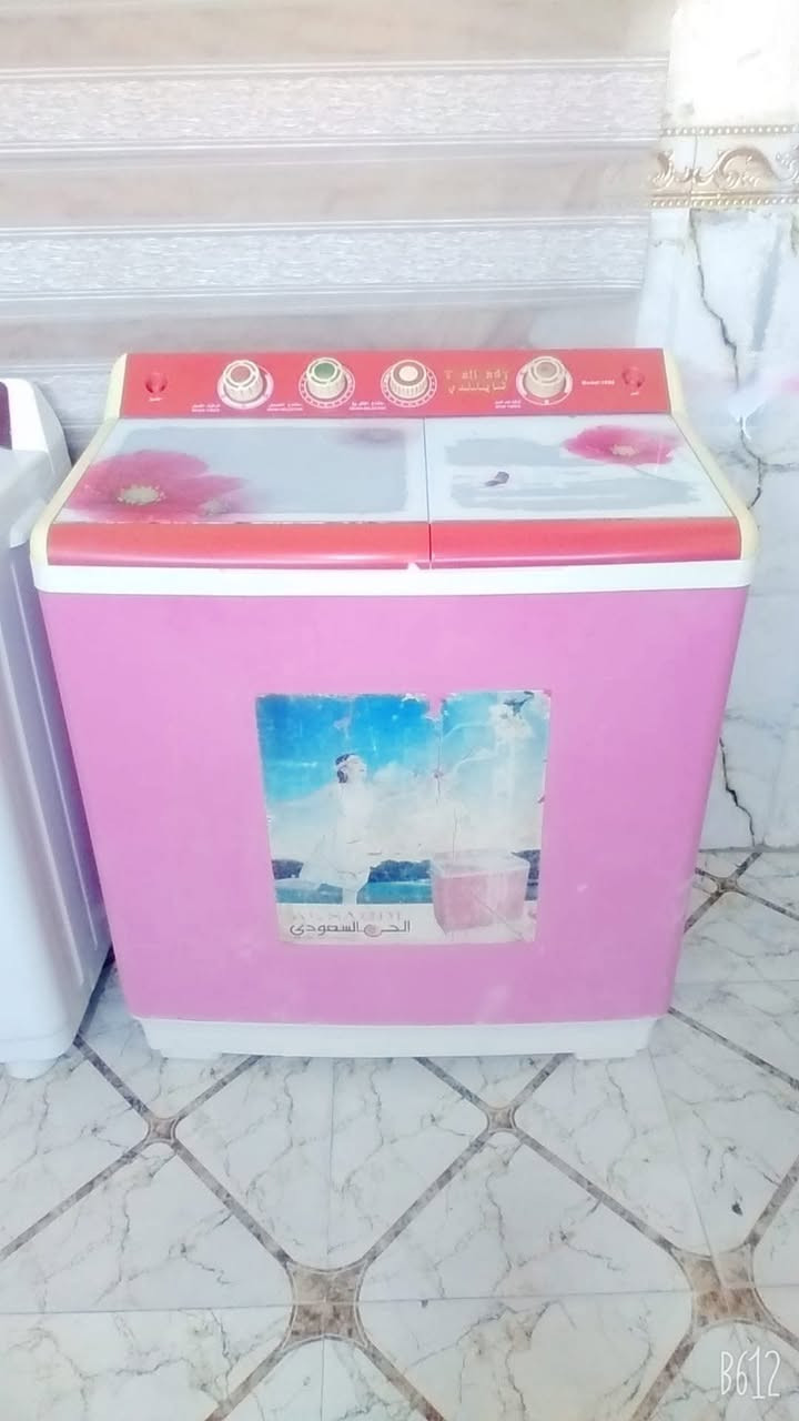 السلام عليكم تم وصول حاويه غسالات باله اوربي كله اصلي ونوعيات ممتازه سعر الغساله 65 الف مكاني شارع الجمعه جوا سقيفة صلاة الجمعه رقمي ***********
