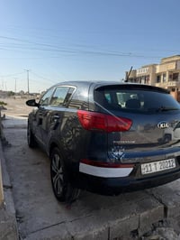 عندي سبورتج موديل ٢٠١٦للبيع وارد امريكي السياره حادثها قطعتين باب السا...