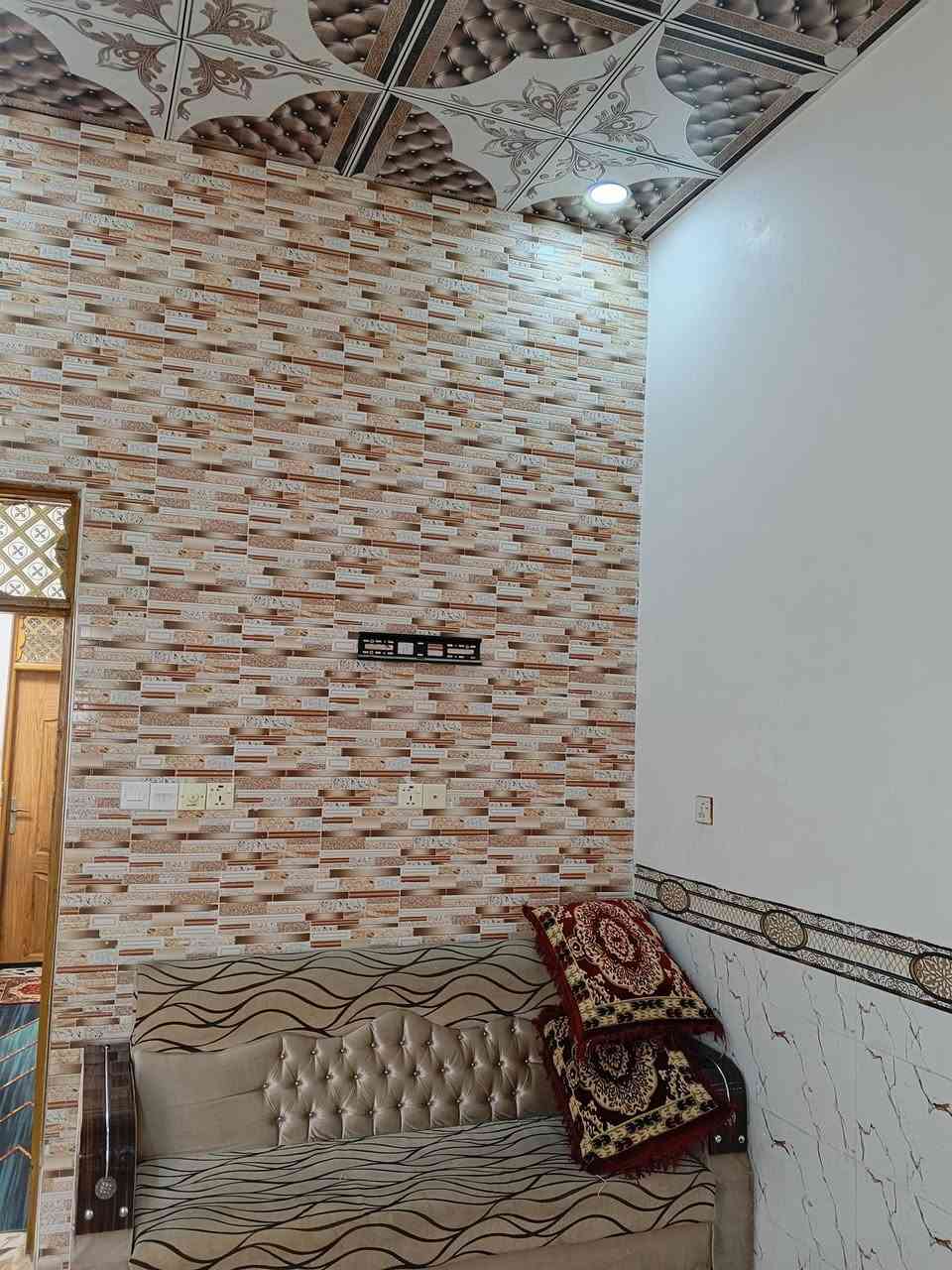 للبيع مشتمل 100م خلف شركة الكوثر طابو زراعي غرفه صاله مطبخ ستقبال بناء درجه اولى سعر45 بي مجال *********** واتساب
