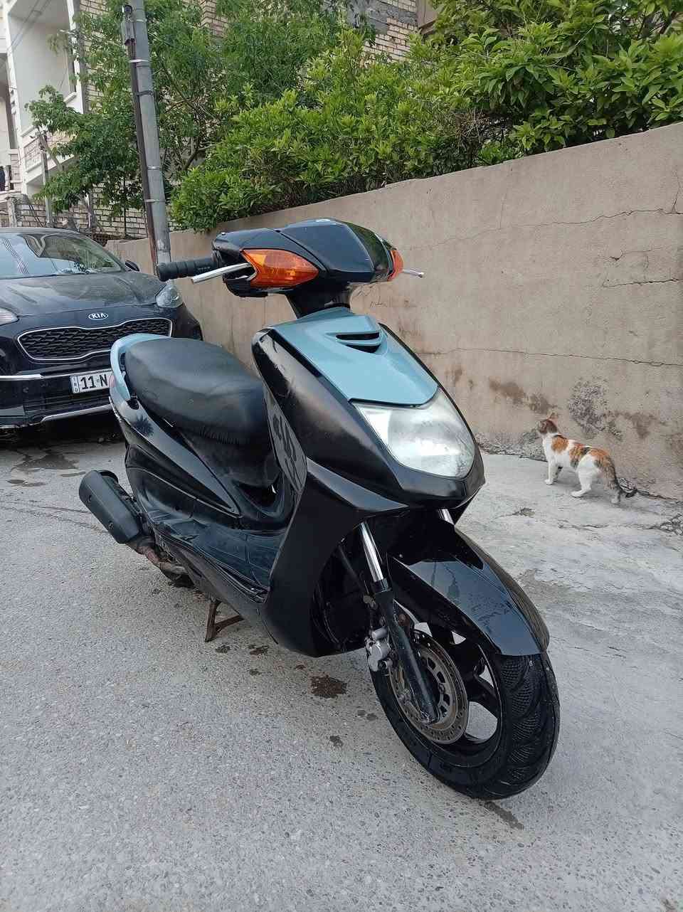 سلام عليكم سكنس ياباني 110 خطين استان كهربائي شلعه ومعدل الدراجه نكره سلف مابيها اي نقص كلشي شغال بيها لايت زنون اشاير هورن كله فول ب 500 وبيها مجال العنوان المشتل  او مراوس ***********
