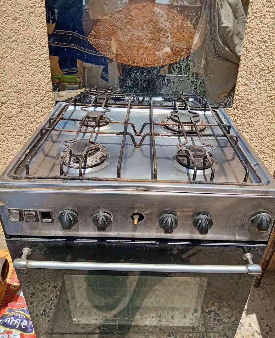 طباخ أربع عيون شغال مع فرن شغال سعرها 45 وبيها مجال بسيط عنوان حي وحده


**إذا كنت صاحب هذا الإعلان وتريد حذفه لأي سبب، رجاءا أرسل رسالة إلى الدعم الفني**