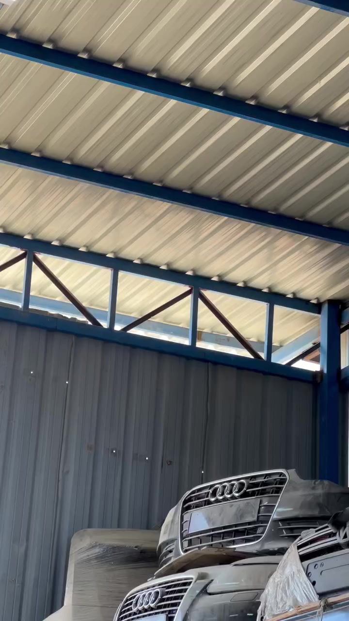 السلام عليكم...من كراج المتوكل للسيارات الألماني الحديث.. اودي A6 2010 سيارة كامله+اربع ابواب+قبغ صندوق+طخم كشنات السعر 10$...بدون محرك وكير... الاتصال على الرقم *********** ابو عبدالله
@الجميع
