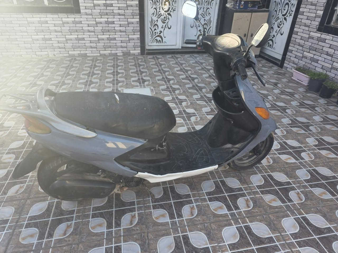 السلام عليكم دراجه اكزز للبيع نكره سلف وهندر كهربائيات كلها شغاله مابيها اي نقص ممفتوحه براغي السعر 450 وبيها مجال المكان حله قرب جسر الثوره بس الشراي يتصل ***********
