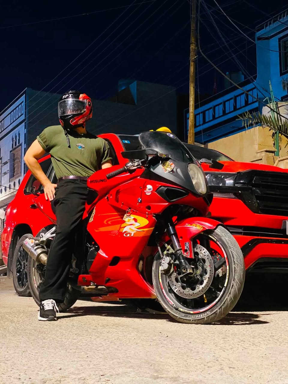 سلام عليكم ورحمة الله
شباب بطح حجّم المكينة 250cc

الون احمر دراجة نضيفة مثل ما أتشوف بصورة بس شكم زلق بلكفرات اصغار تايرات جدد دراجة طافيه ابيع كوم حديد

جماعة 600 لا تجون دراجة اوراق ومثل ما أتشوف تفاصيل بعينك

المكان البصرة الزبير ماعندي توصيل

الرقم الهاتف:***********
