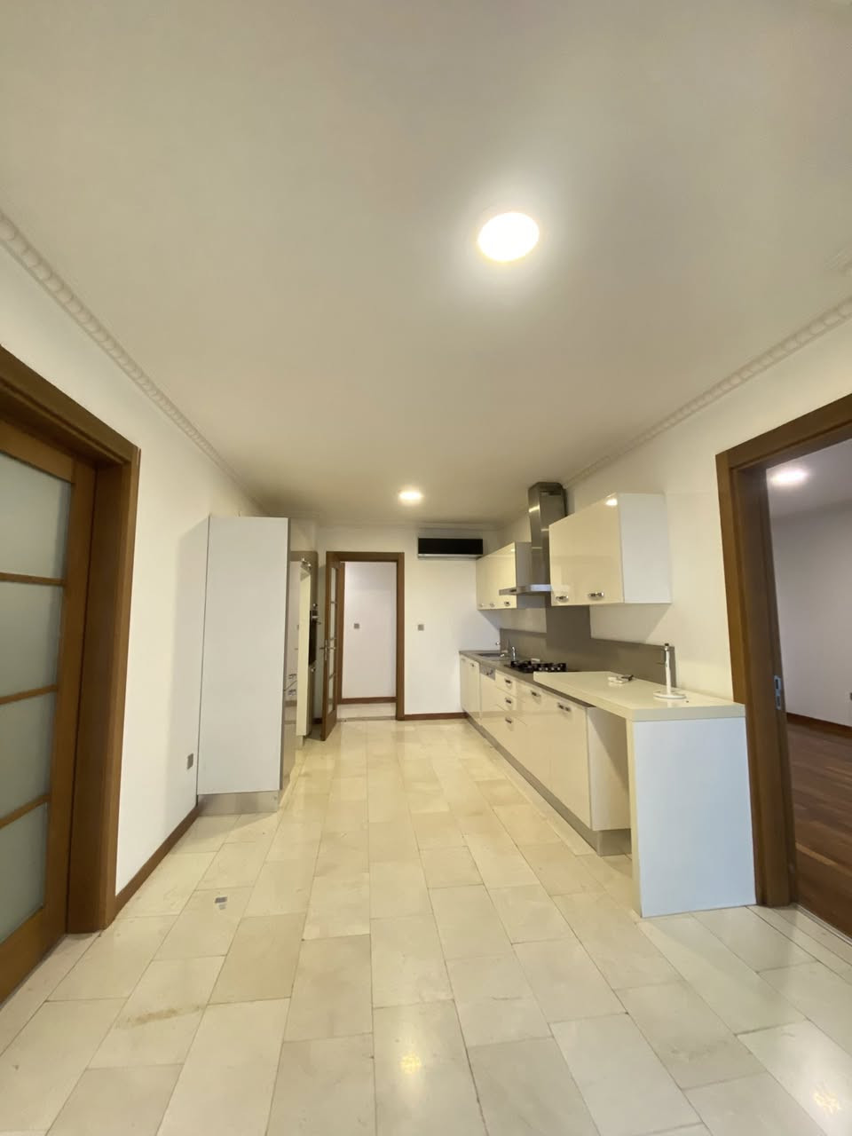 ⁨🔺  پارك ڤيو - PARK VIEW 🔻
🔻شقة  للأيجار  في ( پارك ڤيو )
🔻 اربع غرف نوم + مطبخ معزول  (4+1) 
🔻 مساحة:  246م - 
🔻طابق: (11)
🔻واجهة داخلية  ( على حديقة )
-
 🔹ولدينا عروض أيجـار وشـراء في المربع الذهبي
🔻لمزيد من المعلومات إتصل بنا:

0750 099 8989 📞
-------–———————————
🏢 شوقه‌ بۆ كرى له پارك ڤيو 
🔻ڕووبەر: 246م - 
🔻نهۆم: (11)
🔻روى داخلى ( باخچه )
 
🔺بۆ هەر پرسیارێک لەسەر پرۆژەکانی زۆنی زێر یاخود پرۆژەکانی تر  په‌یوه‌ندی بكه‌ن به‌م ژمارە مۆبایلە:

0750 099 8989

عقارات مۆنیتەر Monitor Real Estate
