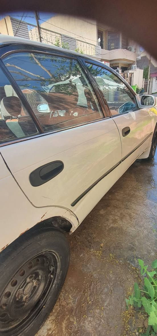 سلام عليكم
كورلا موديل 92
سنويه 28 بيها ضربه بل باب 
السعر 46 وبيها مجال
العنوان ديالئ المقداديه حي المعلمين 
الرقم ***********
