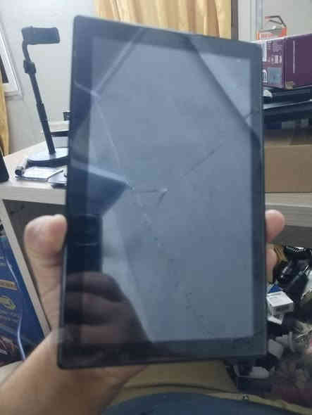 السلام عليكم من رخصة الادمن داش كاك شاشة وكام،ة وبيها كامرة خلفية سع، ها 65الف
يتوفر توصيل لجميع المحافظات 5000 
***********
