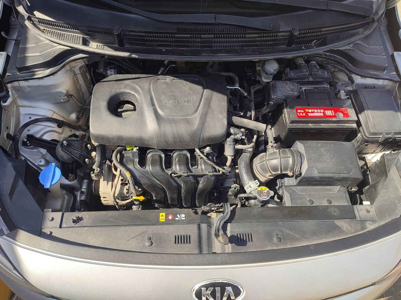 السلام عليكم 
كيا ريو أمريكي 2018 حادث موضح بالمنشور
كير محرك خير من الله 
السياره بسمي ماشيه 113 الف
المكان المسيب 
السعر 105
***********
