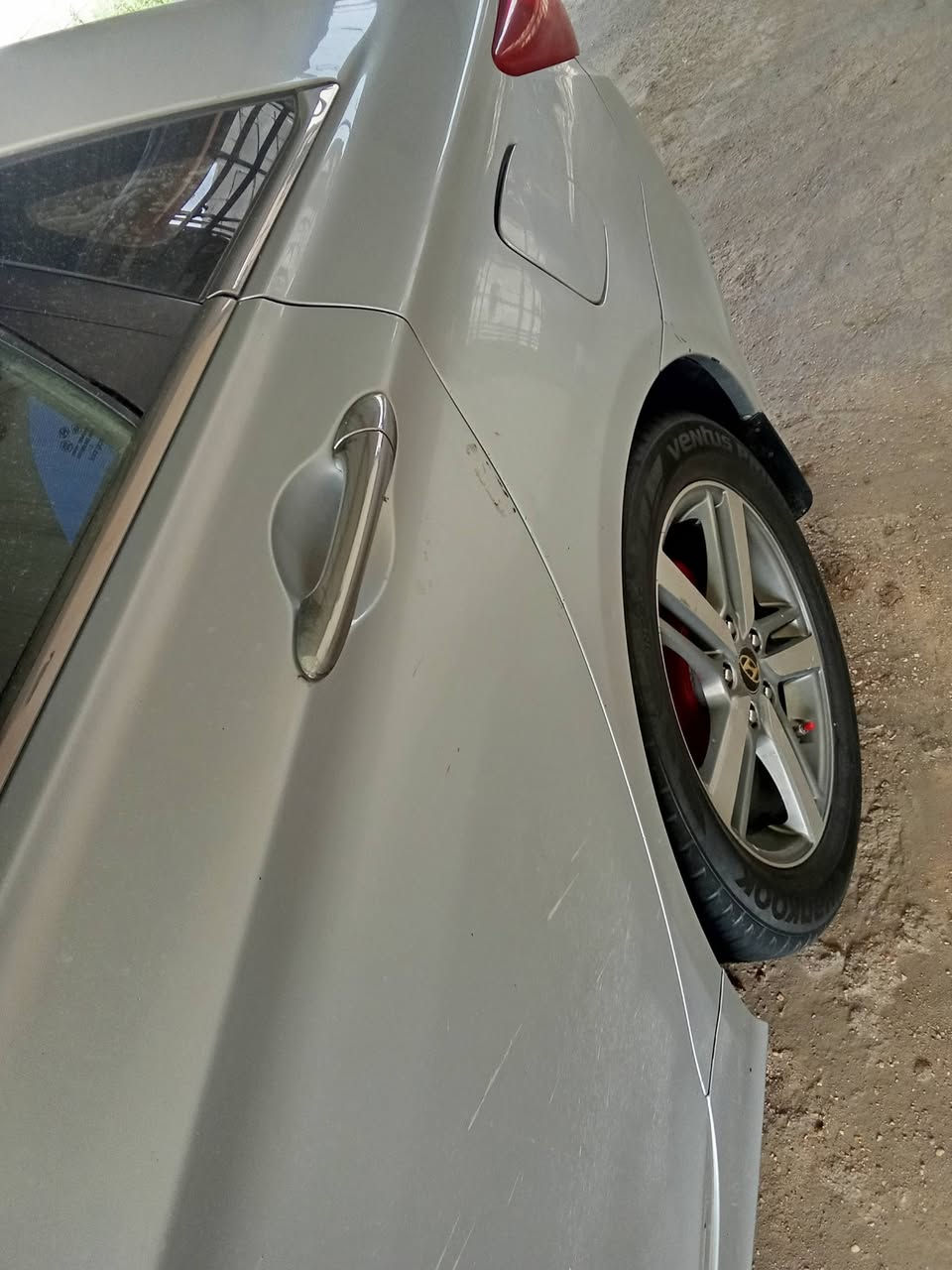 السلام عليكم سوناتا 2013 أمريكي جاهزه ماناقصها لو برغي  كلين ماعدهم البنيد مكان سياره بابل الحمزه الغربي *********** غير متواجد علئ النت اتصل وبيك خير ودلل
