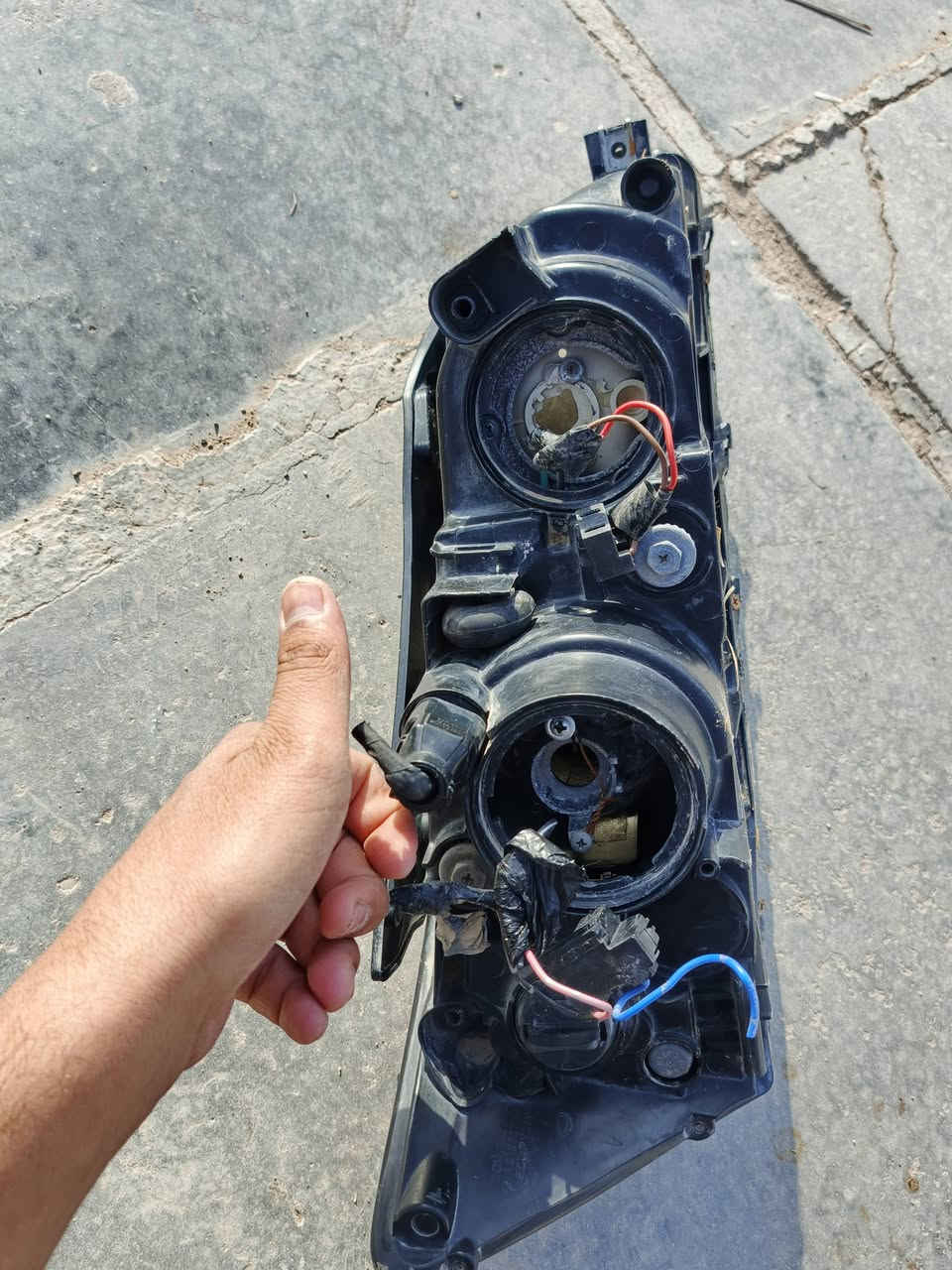 سلام عليكم ماصدات سوناته ٢٠٠٧ هنه وفيشهن نظيفات مكانهن الشطره سعرهن ٦٠وبيهن مجال ***********
