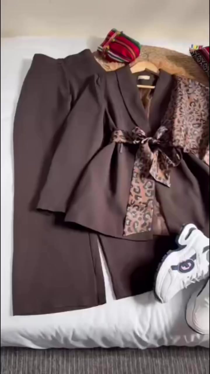 طقم قطعتين❤‍🩹

خامة هوريم دابل تركي
38–40–42–44–46


**إذا كنت صاحب هذا الإعلان وتريد حذفه لأي سبب، رجاءا أرسل رسالة إلى الدعم الفني**