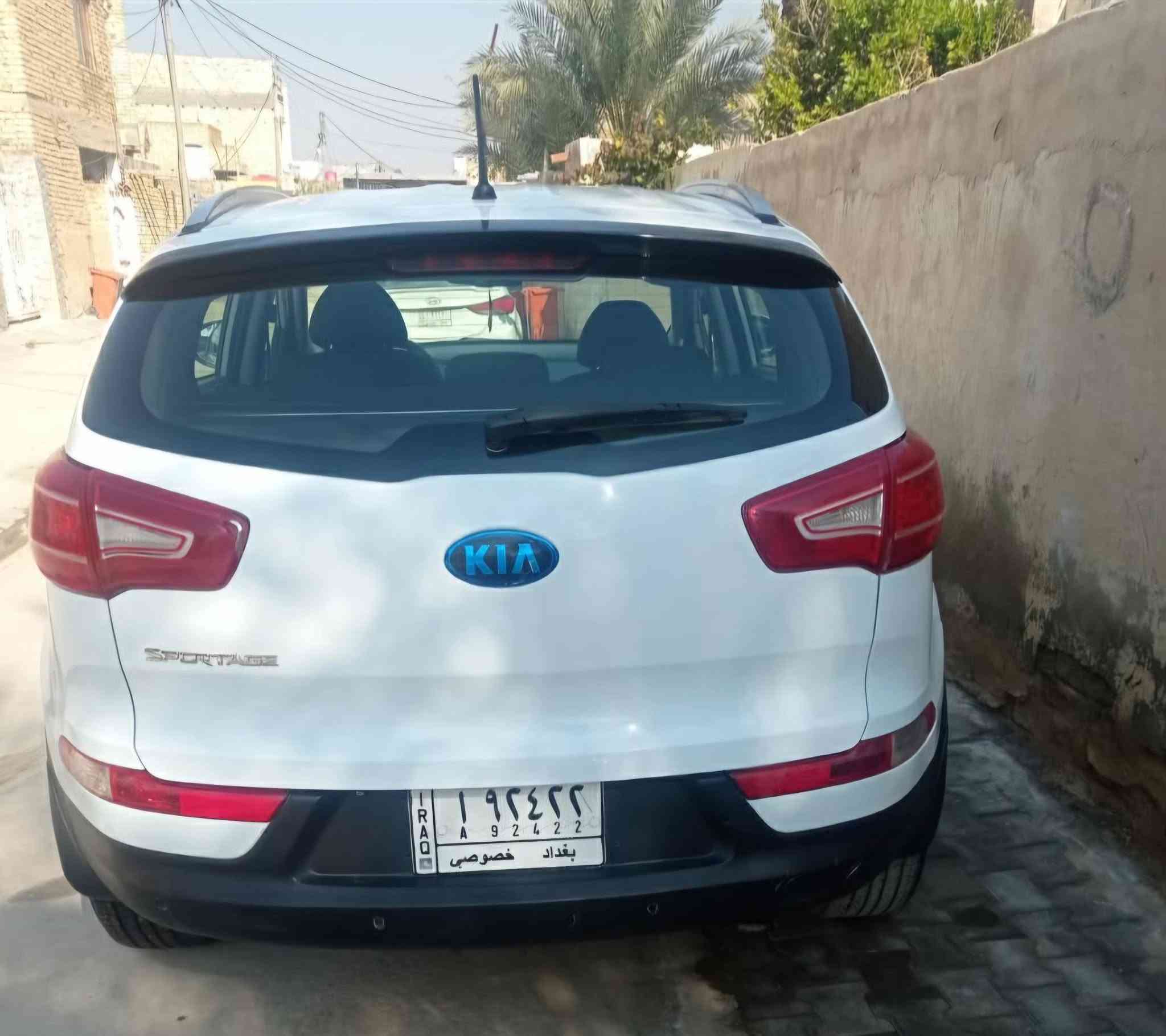 سبورتج موديل 2014 رقم بغدادي بأسمي 
مكانها الكوت 
ماشيه 140 مكفوله عدا السونار 
سعرها 140 بيها مجال 
***********
