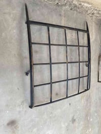 سيبايه للبيع حديد قوي مفصله ب 60 بغداد شعب سعره 45  اكسنت 07704881765