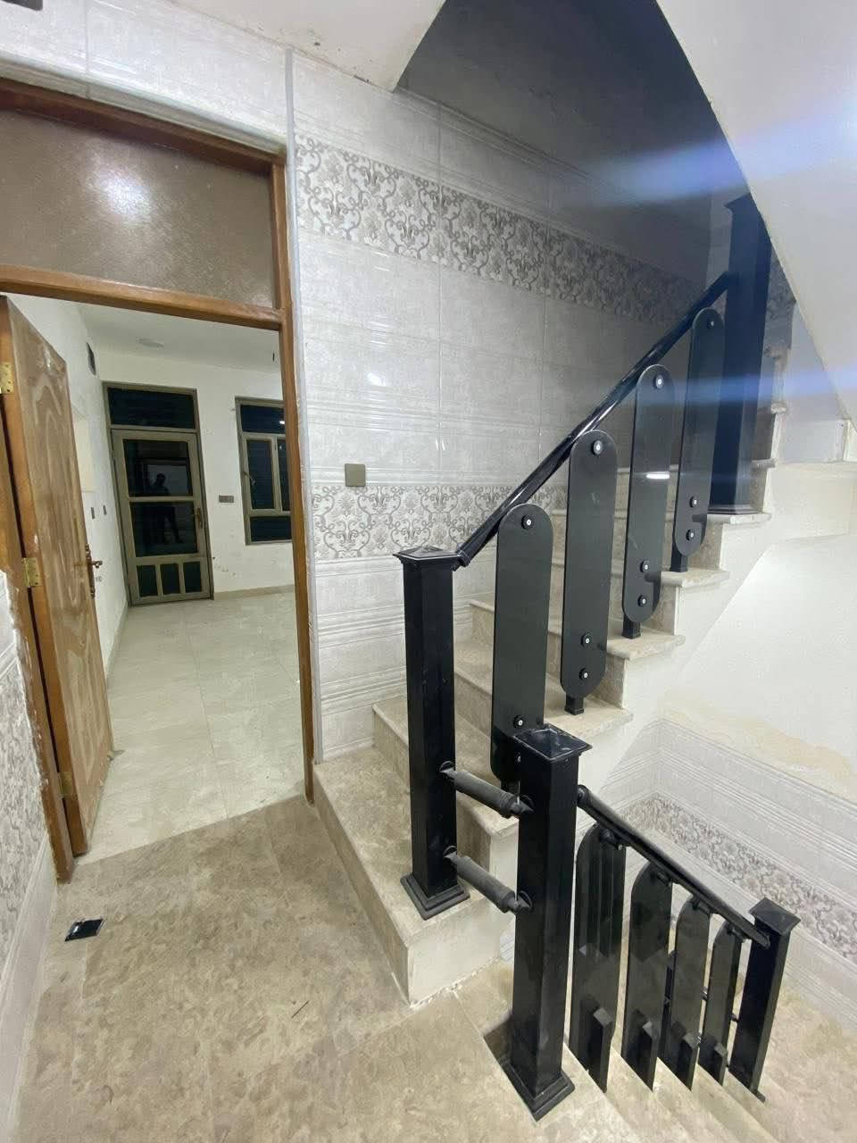 للايجار في السيديه

دار سكني مساحه 50 متر 

موقع قرب جسر الجادريه 

يتكون  
صاله، 
مطبخ
 خدمات صحية 
غرفتين نوم 

السعر ((( ٨٠٠ الف دينار )))

للاسـتفسـار الاتـصال علـى الارقـام التـاليه  او زيـاره مكـتب عبدالله الرفيـعي السيـديه_شارع الضـباط_ مقابل مجـمع لحـوم جويـلي

مكتب عبدالله الرفيعي

* المنتظر للعقار *

***********

━━━━━━━━━━━━━━━

#بيت #عقارات #منزل #بيع #وساطة_عقارية

#شركة #سيدية #بغداد #عراق

#عقارات_السيدية

#عقارات_الكرخ #ايجار_تجاري

#بنايات_سكنية

#عقارات_القادسية #عقارات_اليرموك #عقارات_المنصور

#عقارات_الحارثية #عقارات_الكاظمية #عقارات_الاعظمية

#عقارات_العطيفية #عقارات_حي_الجامعة
