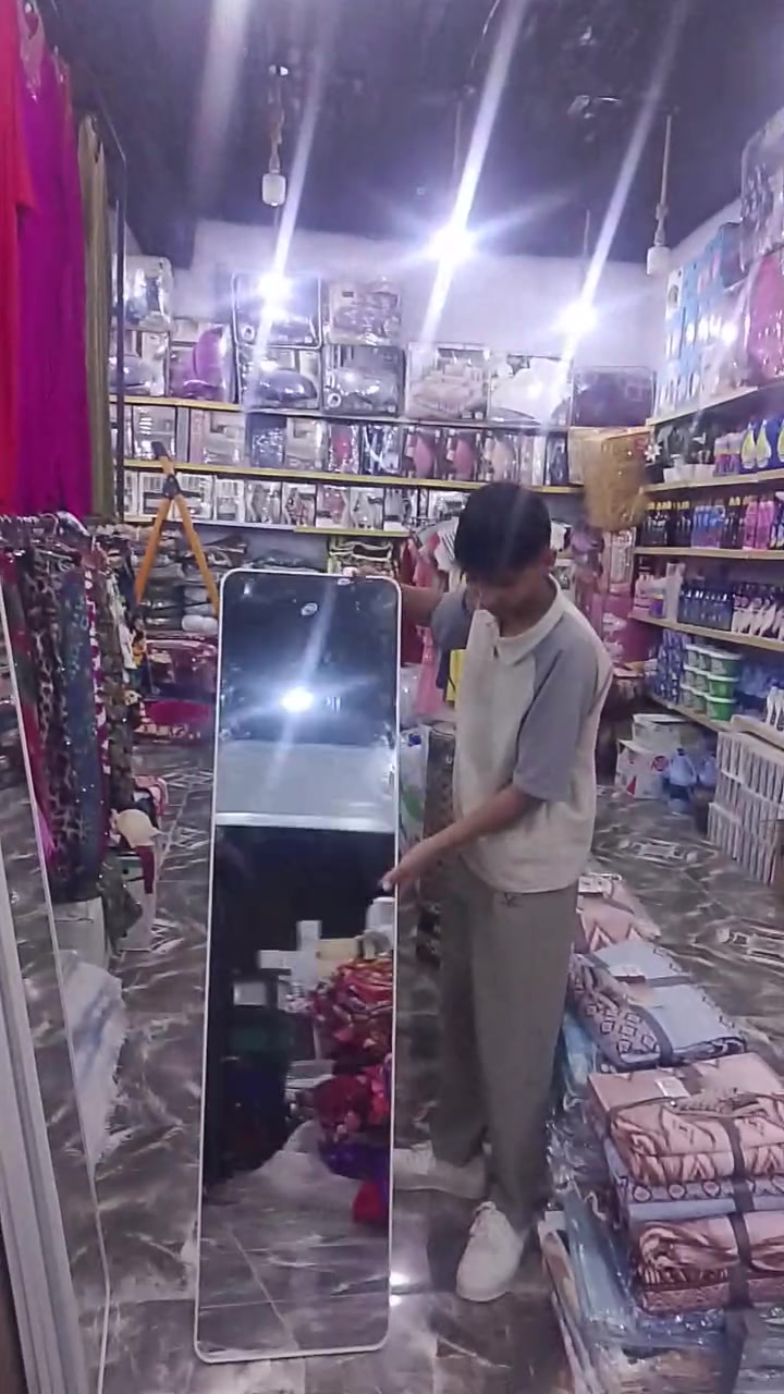 والله عروضنه متخلص كلشي رخيص وبلاش بس 10 الف دينار عنوانه بيجي شارع المقبره مقابيل مدرسه الاريج


**إذا كنت صاحب هذا الإعلان وتريد حذفه لأي سبب، رجاءا أرسل رسالة إلى الدعم الفني**