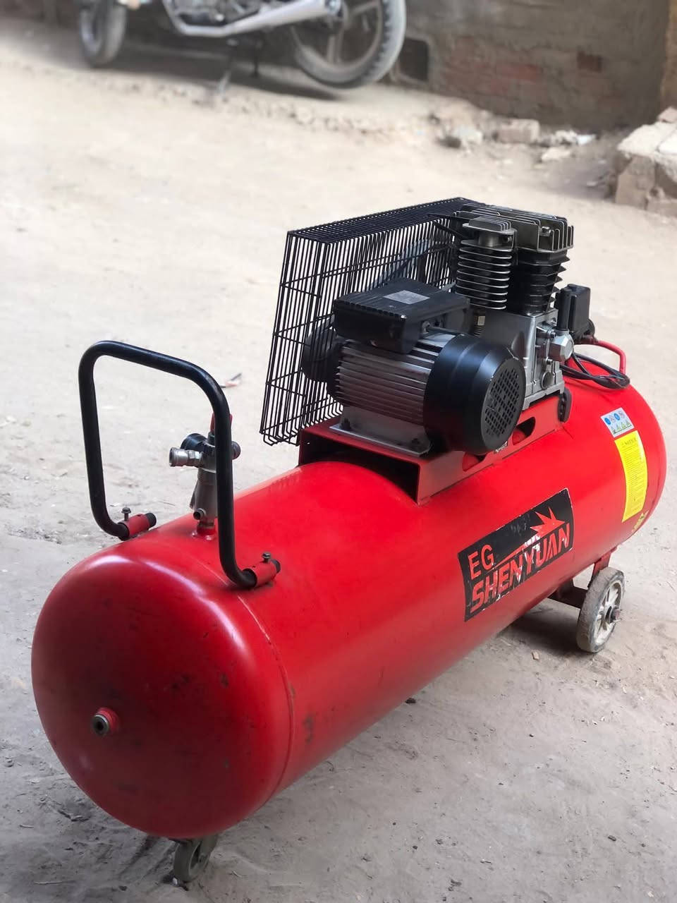 ماشاء الله٣٠٠لتر كسر زيرو ولا غلطه
🏠العنوان///دماص.ميت غمر 
📞01062437085


**إذا كنت صاحب هذا الإعلان وتريد حذفه لأي سبب، رجاءا أرسل رسالة إلى الدعم الفني**