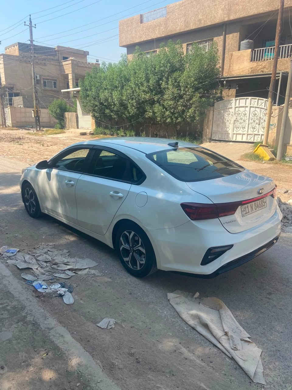 السلام عليكم فورتي 2019 وراد أمريكي مكينه 2000دوش صور الحادث مرفقه بل منشور 
بيها بنيد تبديل بدون دواخل وبيها 3 قطع كلير فقط بدون معجون ماشيه 68 ترايها شرط مال زيرو مامتعوبه وفول مواصفات عده الفتحه والبصمه 
رادارات حساسات تحديد مسار لد نهاري 4دسك ويلكب وشاشه وكامره وبعد بيها هواي مواصفات 
سعرها 113 
مكاني بغداد 
*********** 
مامتواجد على الخاص ولا على الواتساب
