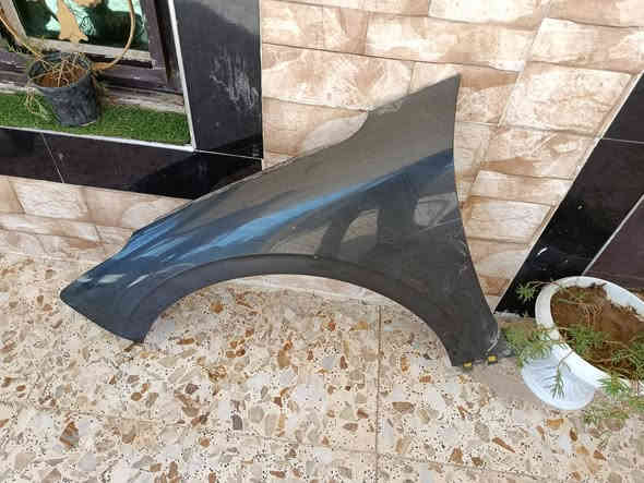 السلام عليكم متوفر باب وجاملغ ودواسة مال كيا 5 من موديل 2021لحد2024 بسعر مناسب للاستفسار اتصل على رقم الهاتف ***********
