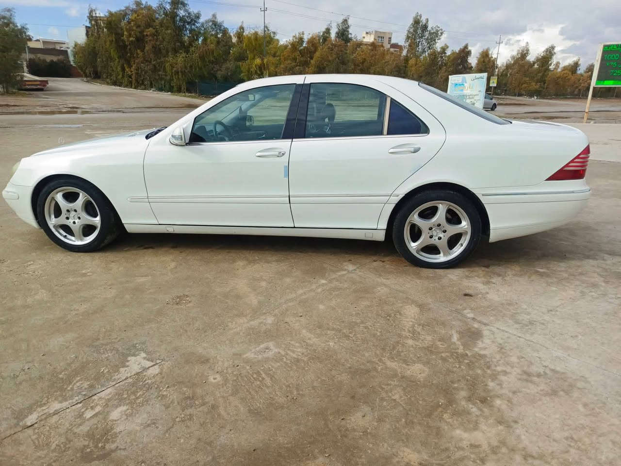 مرسيدس
رياسي

مه كينه ي 6بستون مرغوب 

گيرو مه كينه ي به شه رت

هه موگياني له سه رشه ريكه

1دولارمسرفي نيه

سه ياره كه ساغه

سه نه وي ره قه م اصلي بودروستكراوه هه موشوينيكه بيبگه ري

نرخ50مجالي كم گورينه وه ش اكه م به سه ياره يه ك به دلم بي

***********
