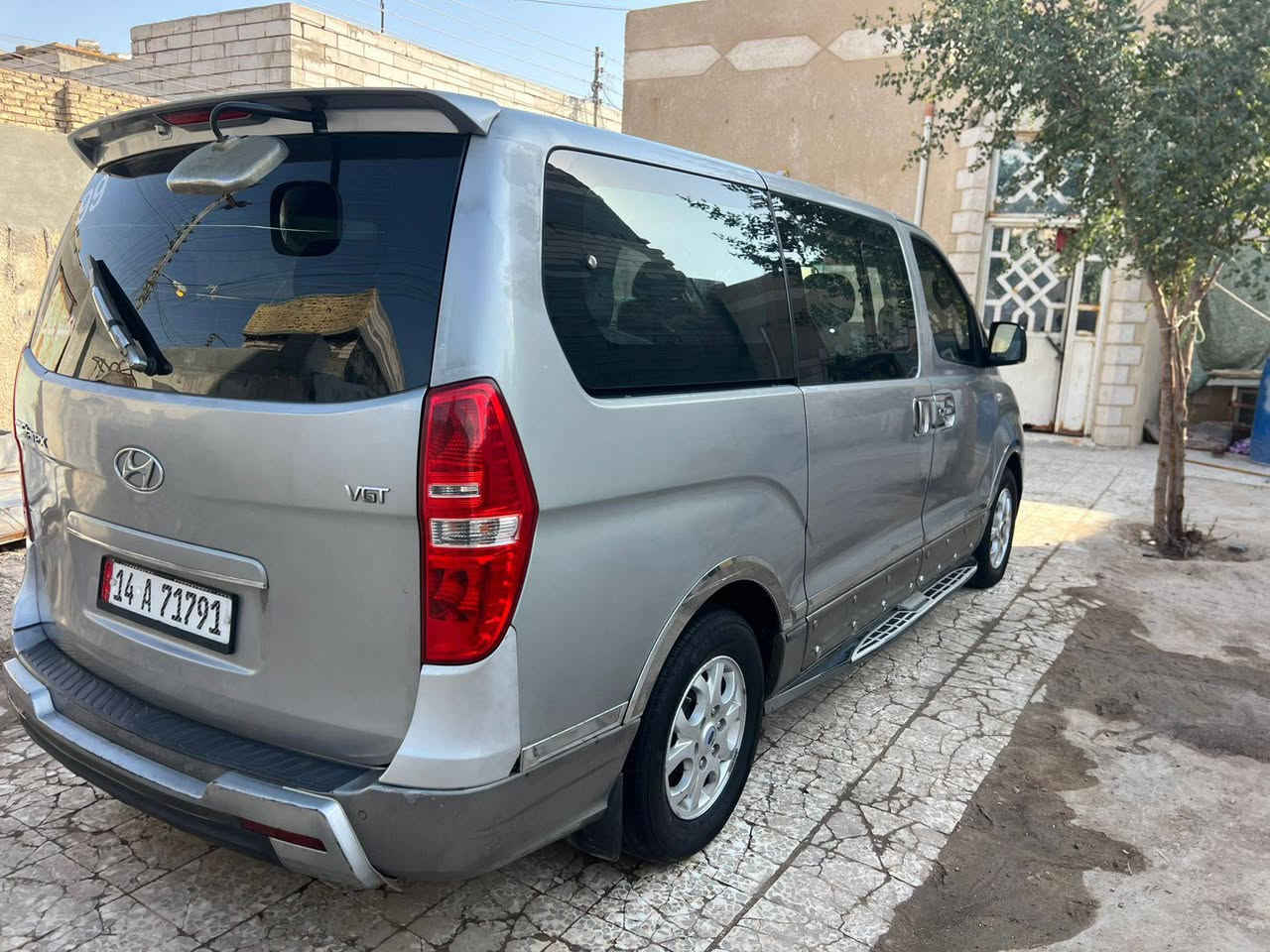 ستاركس موديل 2015اصل كفاله ظربه وتبديل بيه صبغ من كوريا حزام فقط السعر 190وبيها مجال مكينه مجول بيها ترجيع ماي للتواصل ***********
