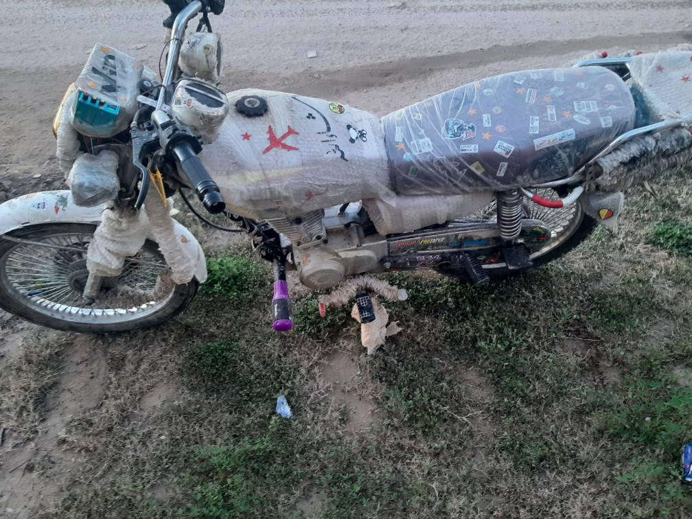 عليكم شباب عندي هاي الدرجه موديل 24 اريد اراوسها اب 25انطي فرق دراجه نضيفه تخم تاير جديد محرك مامتفتوح بلادي دراجه ماناقصها غير الايت عاطل واتساب فقط ***********
