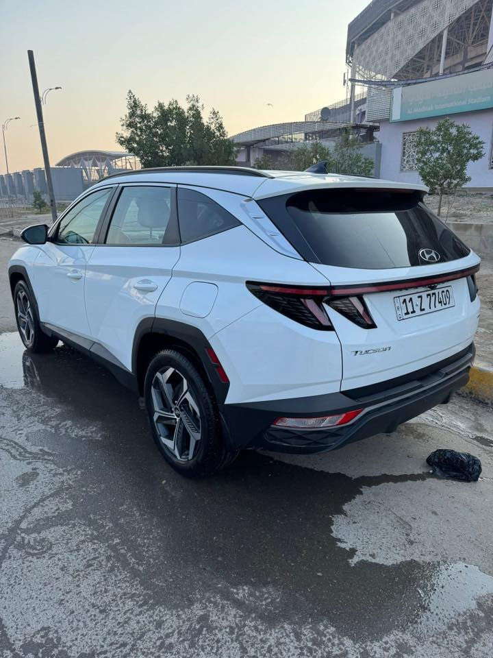 السلام عليكم    23  فول مواصفات مكينه 2500   ماشية 20 الف  بغداد الدولي باسمي  داخل  لونين السيارة      حادث تخريب  صبغ بنيد وجاملغ  وكلير بين باب وجاملغ   العكس من امريكا    
مكينه كير  مكفولات            

بغداد الأعلام ***********

السعر180 وماكو هيج سعر
