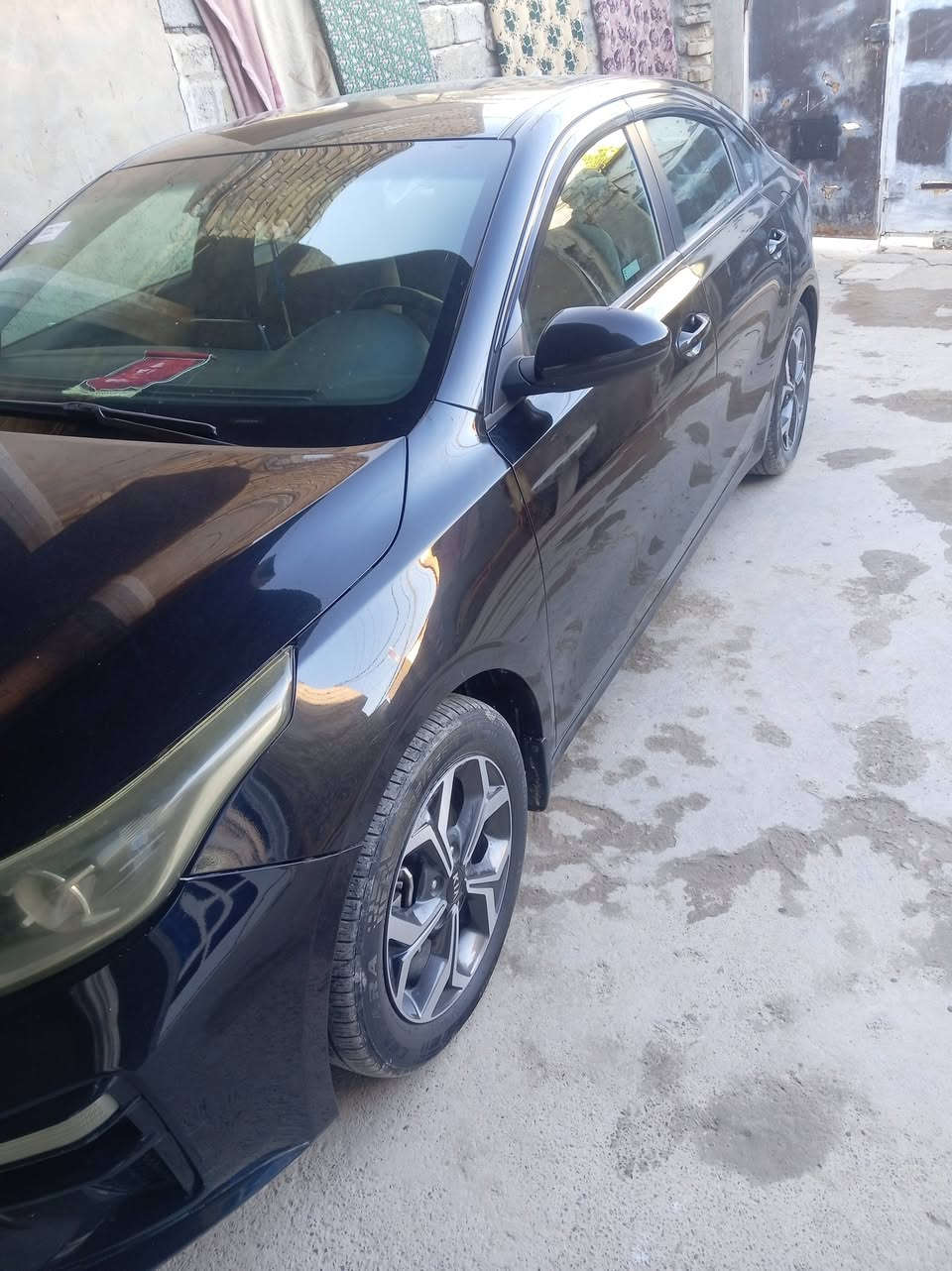 السلام عليكم كيا فورتي موديل ٢٠١٩ وارد أمريكي حادثها شفت بنيد تصليح قطره صبغ مابيها كير ومحرك مامفتوح شركه رقم بغداد مكاني تاجي *********** عارضها ١٣٥ وبيها مجال
