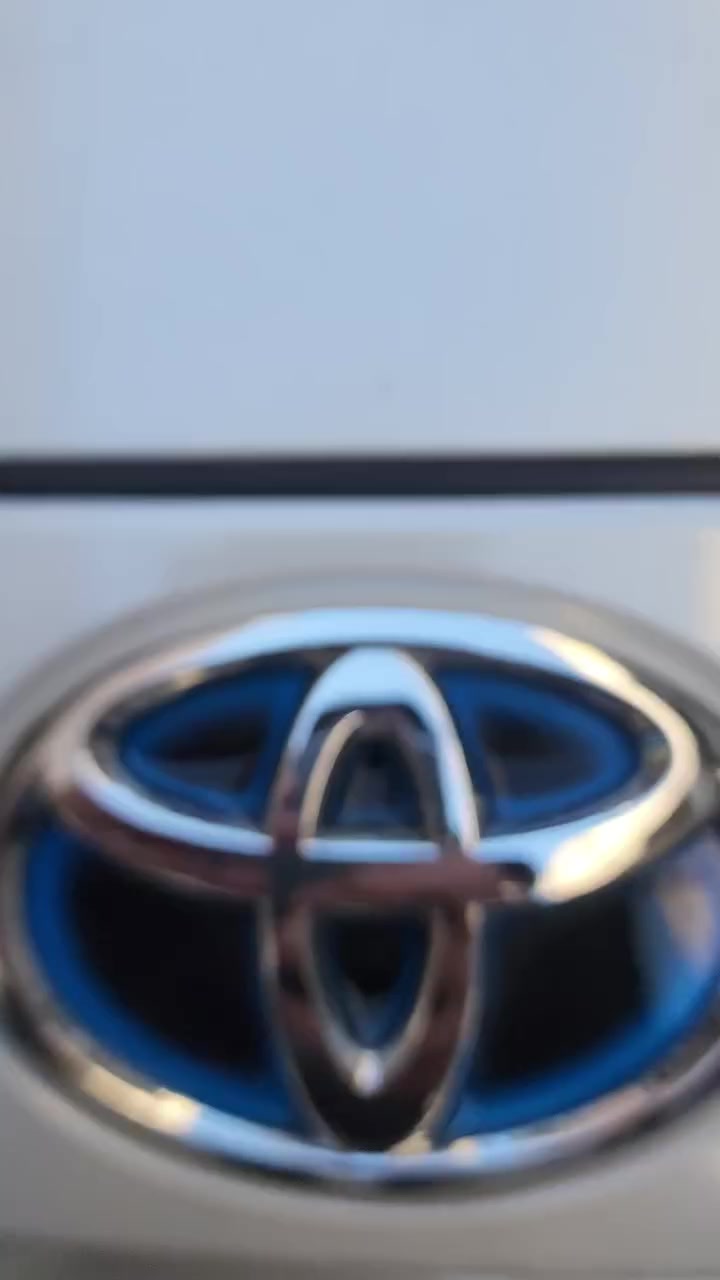 السلام عليكم كورلا S فول موديل ٢٠٢٣ هايبردفول ١/١مكفوله لاضربه ولاصبغ سياره جديده لوك اللون ابيض صدفي داخل جلدكشن كهرباء السعر١٤٩العنوان بغدادللاستفسار***********
