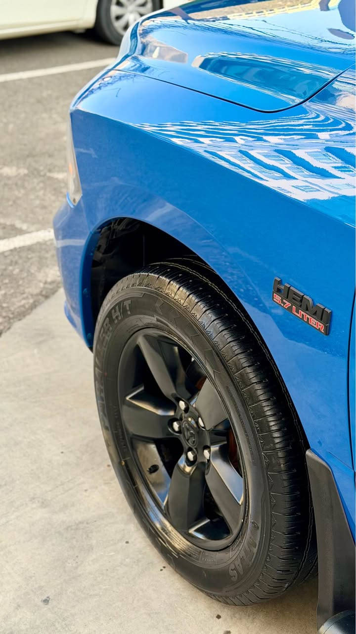 بەناوی خوای بەخشندەو میهرەبان
🌑دوج رام پيكاب مەكینە مەرغوب ٨ پستۆن ٥٧٠٠ دەرگا گەورەی بۆدی كورت مەرغوبترین حەجم
سریارەكە زۆر زۆر تازەیە لەشەریكە بە سفری چۆنە بەو شێوەیە سەیارەكە تەنها ٤٤ هەزاری حەقیقی رۆشتوە📦📦📦
🌑تەنها چامەلەغی پێشەوەی بۆیاخە بە بێ ئێرباگ بە بێ ناو گرتن واتە ئێرباگ نەتەقیوە و ٢ پارچەش گۆراوە بە بیلادی نەفسی ڕەنگ بێ بۆیاخ
🌑گێر و مەكینەی تاقم پێش و دوای هەمویمەزبت و نەكراوەتەوە
🌑سەنەوی و هەزەو فەحسی هەموی تازەیە
🌑مواسه فات:
{كاميرا-حةساس-شاشه گةوره- كوشن كارەبا - كوشنەكانی لەگەل سوكانی كارەبا-بلاجكتۆر -دەبل ئەكسل زۆر مواسەفاتیتر.....}
نرخ:٢٣٠وەرەقەو مەجال
شوێن:سلێمانی
📞📞***********

بسم الله الرحمن الرحيم  

🔴 خاص سيارة  دوج رام بيكم  محريك  مرغوب ( V8 - 5.7 ) و باب طويل بودي قصير مرغوب 🔥

رام    2023    كلاسيك   سيارة  جديدة  بل باكيت  ماشية ٤٤الف فقط📦📦  🖐️

🔴 سياره  فقط جاملغ امامي ضبغ بدون ايرباك بدون دواخل شرط  جديد جديدة   سونار موجوده🖐️

🔴 كير و محريك و صدر  كلة  مضبوطة  شرط كفالة بدون فتح

🔴 سنوى   فحص و هزة   كلة  جديدة  👍

🔴   مواصفات  
{   كاميرا - حساس - كوشنات كهربائى
 - ٤*٤  -شاشة كبير-  ستيرن هيتر و كهربائي-  ڤوليوم   - بلاجكتور - فورويل - كوشنات تدفية  }
-----------------------------------------------------

🔴  سعر       230 💵
🔴  مكان      سليمانية  🌇
🔴  رقم      *********** ☎️
----------------------------------------------------- السليمانية, العراق
