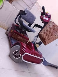 سكوتر شحن مال معوقين ذو الاحتياجات الخاصة شغالة كامله تحتاج شاحنة فقط ...