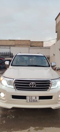 للبيع لاندكروز مودي2011 GXR V6   رقم بغداد الجديد باسمي  فول موصفات 1/...