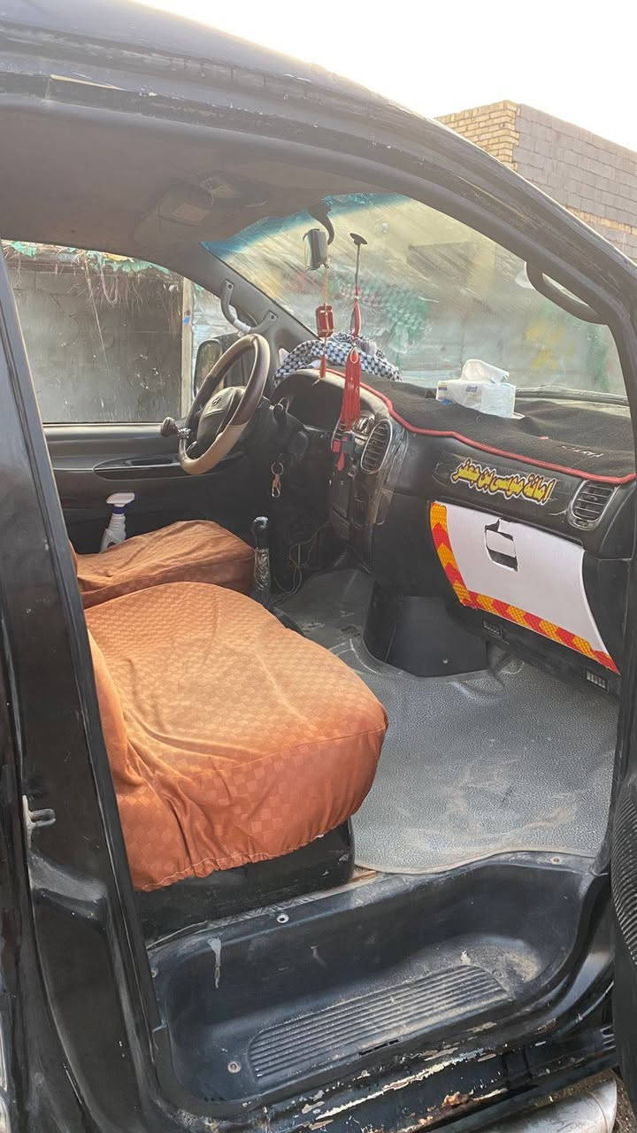 سلام عليكم سياره للبيع ستاركس موديل ٢٠٠٧ مكينه بيه بخار بلا تنقيص گير نضيف اكسن نضيف شواصي  انضاف السعر ٣٧وبيه مجال  راعيهه يريد مداور  العنوان الناصريه سيد خيل الاستفسار ***********
