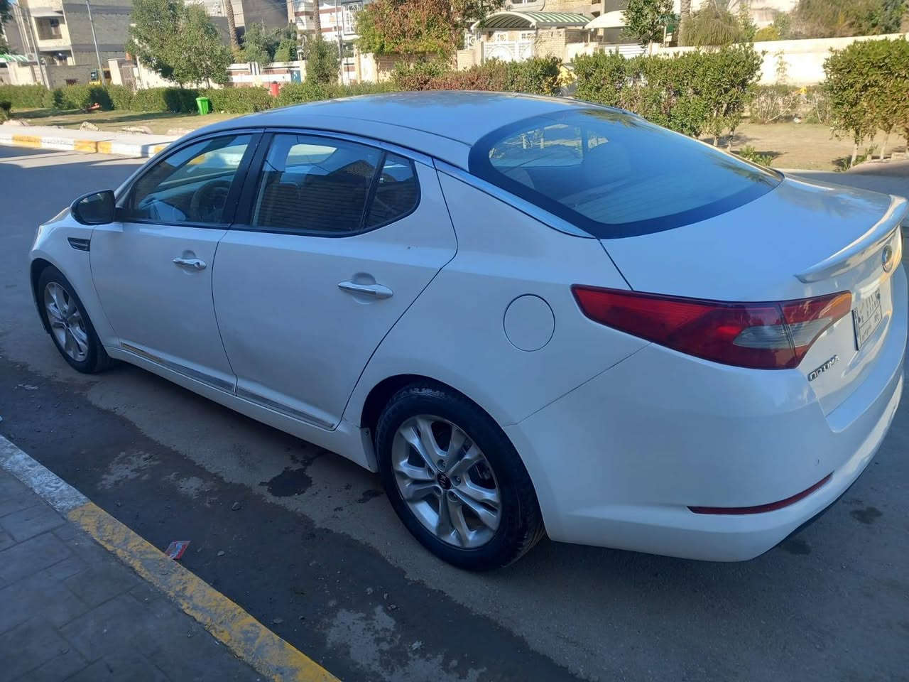 السلام عليكم
سياره اوبتماا للبيع خليجي
موديل ٢٠١٣ رقم بغداد
مواصفاته..
محرك 2000 دوش
تبريد قطعتين لمس داخل صاج
حساس خلفي،، لد أمامي،، يدات نيكل داخل وخارج،،، شفتات تحكمات ستيرن جهتين،، ويل ١٧،،سياره جاهزة من كلشي حداديه تخم تاير تبريد،،، صبغ جاملغ خلفي بدون ضرر داخلي أثر شخوط،،
السعر ١٢٧ وبيها مجال جداا بسيط،،
العنوان واسط نعمانيه 
موبايل ***********
***********
