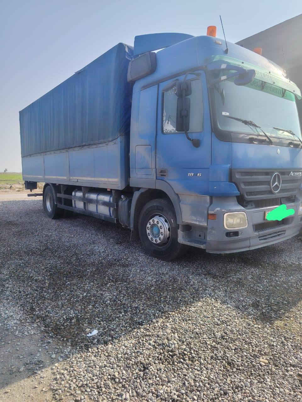 السلام عليكم سيارة اكتروز موديل 2006
حجم 1846 موصفات هاف طكتين بدون ثلاجه
بدون رتايدر بدون حساس سياره حلوه ونضيفة
***********
