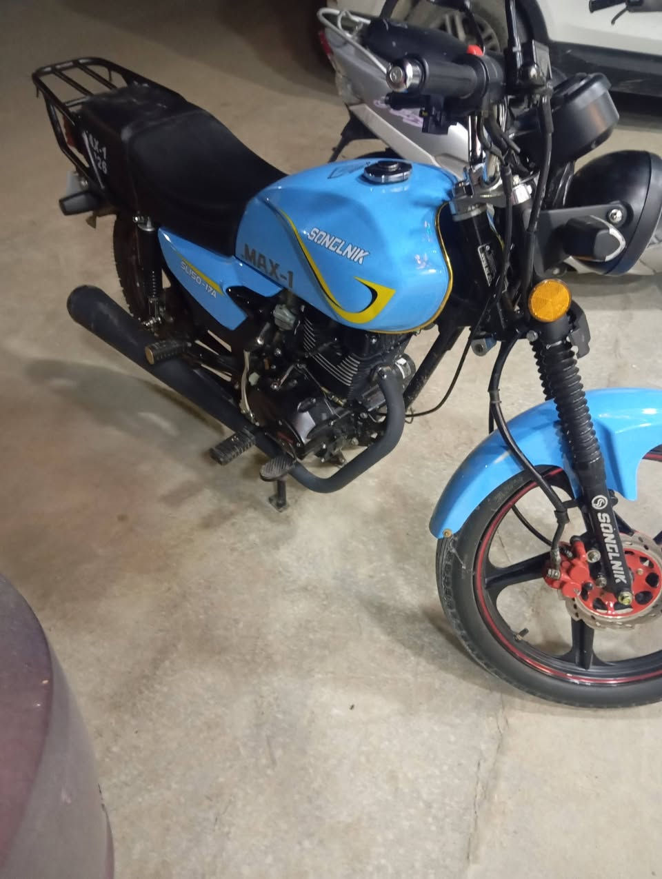 سلام عليكم دراجه شاينك للبيع موديل 27 دراجه مكفوله كافله عامه صارله 7 ايام من طلعته من الوكيل سعر مليون وبيه مجال العنوان بابل اوراق سكنر  رقم *********** متواحد 24 ساعه بأي وقت اتصل وبيك خير وتدلل
