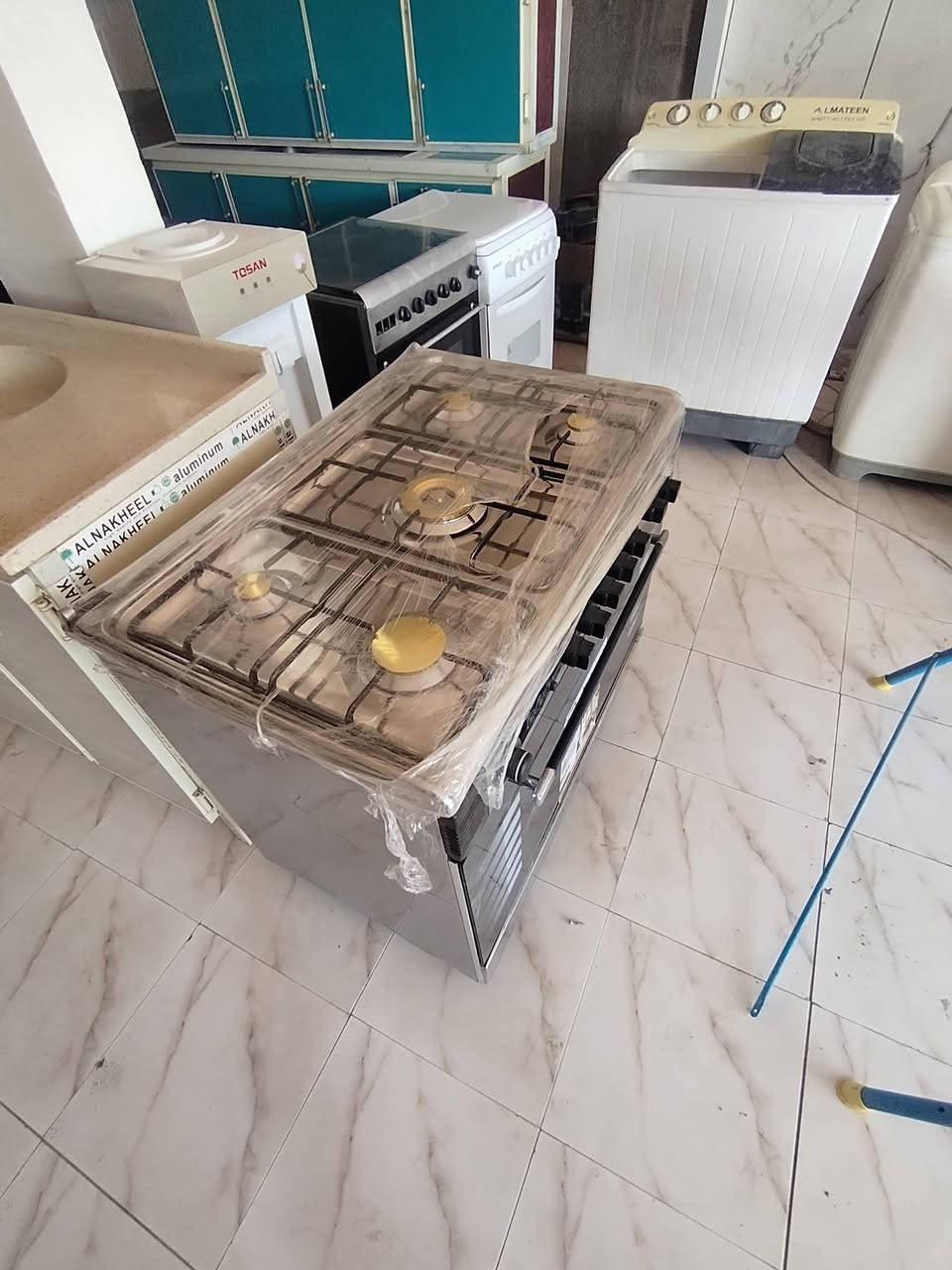 طباخات فريش كلمن وسعره نضيفات كلش الاستفسار علئ هذا الرقم ***********
