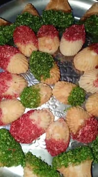 بيتي فور • معجنات وكباب • توصيل مجاني الحصوة