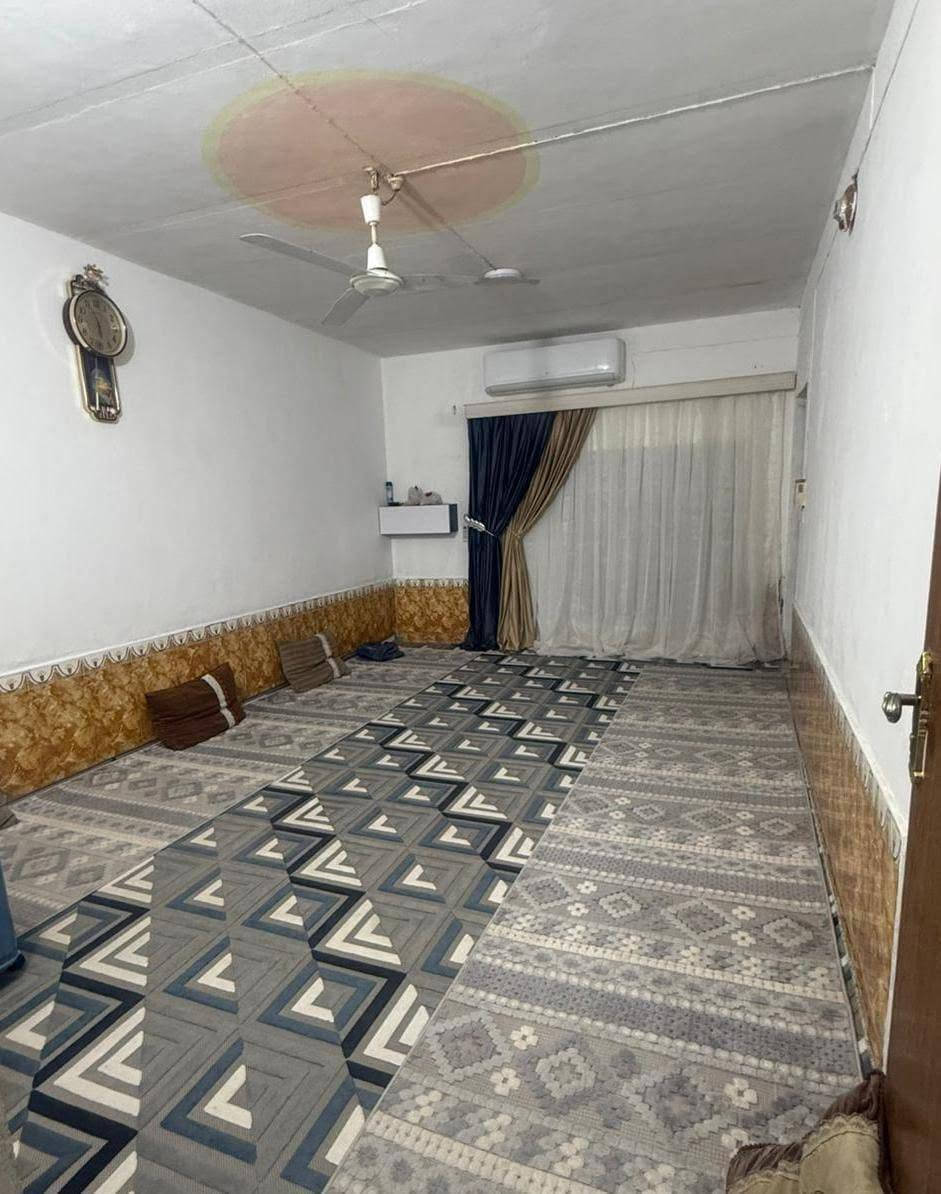 دار للبيع طابق ونص  
                     ((  بس نورنا بتعليك  )) 
المساحه ( 150) متر بناء عكاده  حلو الطابق الاول 
اسقبال ومطبخ وصاله وغرفه نوم والطابق الثاني 
غرفتين  نوم  السعر(  75 ) مليون
 العنوان ميسان حي الحسين الجديد مقابل دوام الحاج ابو حوراء فرع سيد ابراهيم 
📞 للاستفسار أكثر:    ***********
          مكتب عقارات الساعدي ميسان العمارة
          (  بادرة اولاد  المرحوم حسين ضيدان  ) 
                         (  ملاحظه  ) 
المكتب  مجاز حكومياً ادخل للحساب ناشر ابيوت 
اي بيت ايعجبك او قطعه  راسلني وتدلل
أعرض عقارك عندنا ودع لنا التسويق
            عنـــوان المـكتــب ميسان  
***********     البتيرة الحولي مقابل الف دار 
***********     حي الجامعي 
***********     حي الجامعي ودور النفط  
***********     حي الغدير والصحفين وعبجيه
***********.    حي الحسين الجديد مقابل السوق 
                      ( ملاحظه  ) 
        يوجد لدينا كوادر بناء مقاولات عامه
