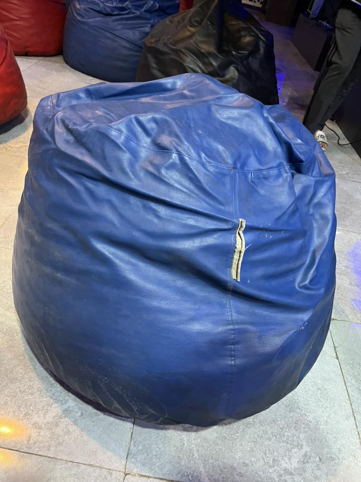 كرات كيمنك للبيع كل وحده ضررها موجود بل صوره السعر تواصل عل واتساب ***********
