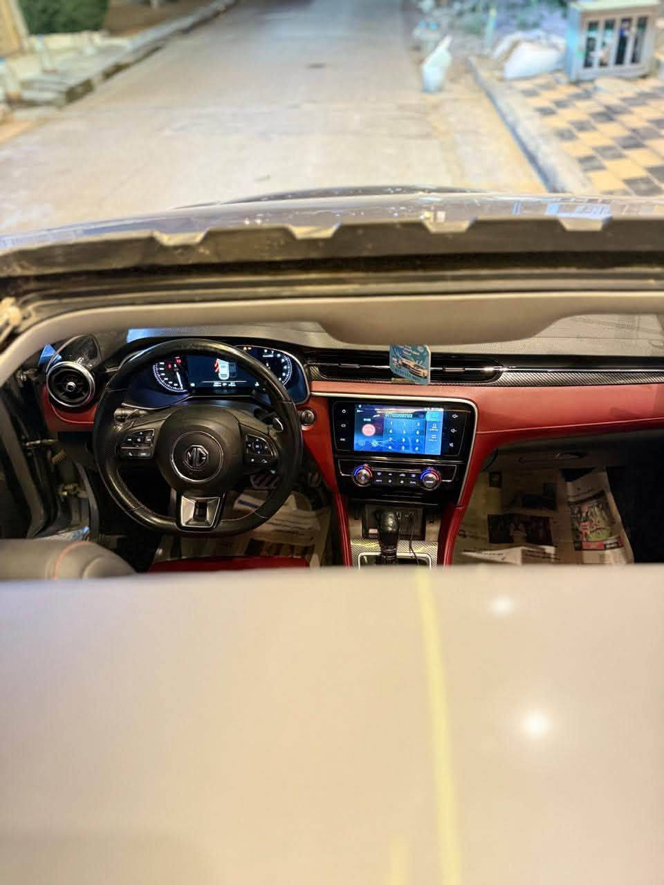بسم الله الرحمٰن الرحيم
⸻

🚗 MG GT6 موديل 2021 فول مواصفات – للبيع على   الشرط التحويل  🔥

👇

سيارة MG GT موديل 2021

🔹 مكفولة من الصبغ والضربة (شاصي وكالة 100%)

🔹 استعمال شخصي ونظيف جداً

🔹 جاهزة استخدام فوري – ما تحتاج تذب عليه ولا فلس وادامه كامله كله جديد 🧿

⸻

✨ المواصفات (فل كامل):

🔴 داخل احمر + اسود 

✔️ 3انضمة قياده  ( سبورت + نورمال + ايكو )

✔️ نضام اوتو هولد 

✔️ هاند بريك دكمه 

✔️ فتحة سقف 🌤️

✔️ شاشة كبيرة + نافيكيشن

✔️ كاميرا + حساسات أمامي وخلفي

✔️ مقاعد جلد فخمة

✔️ تشغيل بصمة + دخول ذكي

✔️ مثبت سرعة

✔️ تحكم ستيرن

✔️ عدادات ديجيتال

✔️ إنارة LED كاملة

✔️ مرايا كهرباء + طي

✔️ مكيف ثلج ❄️

✔️ مكينه 1500 تيربو 

⸻

💎 ليش هاي السيارة تختلف؟

🔥 شكل رياضي ملفت وين ما توقفها

🔥 صرفية بنزين ممتازة + عزم حلو

🔥 مواصفات فول بسعر أقل من السوق

🔥 نظافة على الشرط وتفحص وين ما تريد+ السونار موجود 

⸻

💰 السعر:

💵 125 (قابل للنقاش )

⸻

📞 التواصل:

خاص أو اتصال 

*********** او واتساب 

⸻

والرزق على الله اذا معجبتك السياره خلي لايك وتعليق علمود يصعد المنشور وشكراً 

(((((((((وغير متواجد على الماسنجر ))))))))))))

⸻

 🔥 مكاني بغداد
