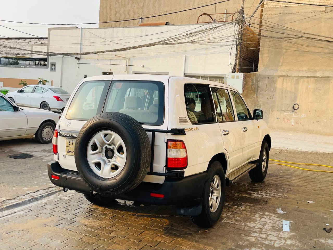 سلام عليكم 
السعر 178 وبيه مجال 
لاندكروزر سلك 2005 رقم أربيل 
سياره بيه جاملغ امامي صبغ فقط والباقي كفاله عامه 
مكينه وكير مكفولات 
تبريد ثلج 
حدايده شرط ترايك  21 
لوكير شغال فورويل دفع خفيف ثقيل كله شغال 
سبير تعليك 
7 راكب  
تخم تاير بالون جديد 
مكان نجف الاشرف *********** النجف, العراق
