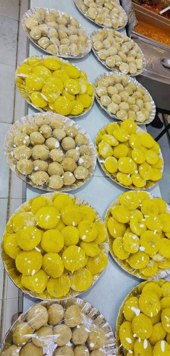 متوفر للفطور 
الحجز واتساب  ***********
توصيل داخل الشطره الف... 

باجه 
برياني
مندي دجاج 
تمن ومرك 
دجاج ع التمن 
دجاج شوي
كباب 
مشويات. 
كبب 
بورك 
سمبوسه 
بقلاوه
زنود الست
كنافه 
لبن 
شوربه
