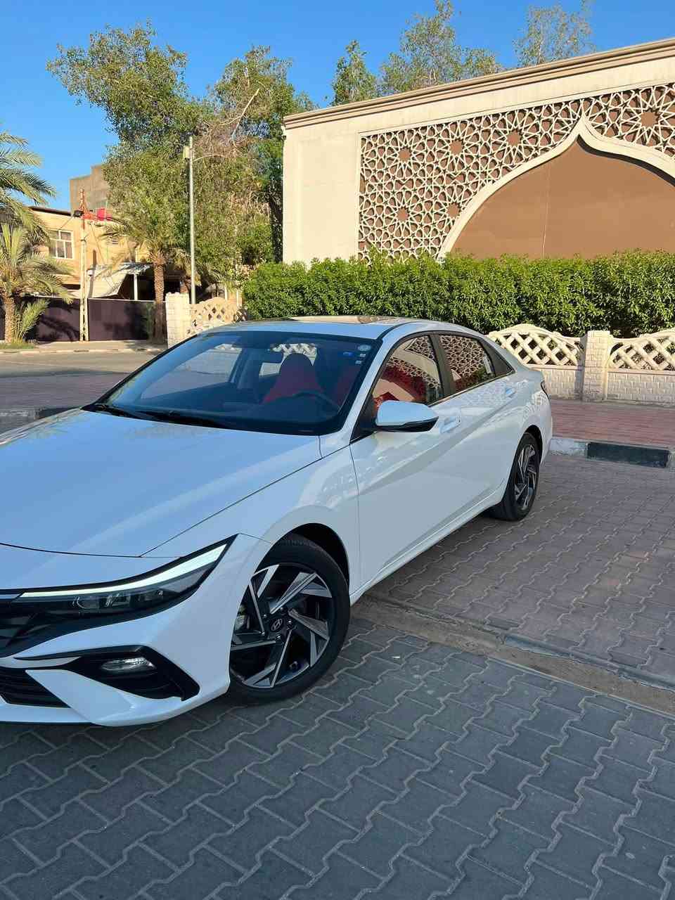 النترا موديل 2025 خليجي تجميع الصين
🔹 اللون: أبيض
للبيع مستعجل السعر باخير المنشور
🔹 المواصفات: خليجي – تجميع صيني

🔹 رقم: أربيل (بأسمي تحويل مباشر)

🔹عداد كيلو متر 11 الف فقط بحاله الوكاله
السياره كفاله عامه من كلشي بعدهه بحاله الوكاله ما عدى  رصعه بلباب الخلفي ما مبينه ابد وكد اقل الاصبع ابد ما مبينه
📌 المواصفات:

✨ فول مواصفات 1/1

✨ محرك اقتصادي 1500دبل نوزل قوي وناعم

✨ كير أوتوماتيك

✨ شاشة كبيرة + نظام ملاحة

✨ كاميرا خلفية + حساسات

✨ تشغيل بصمة (زر)

✨ فتح أبواب بصمة

✨ جنطة ذكية تفتح بالاقتراب

✨ إنارة ترحيب

✨ أوتو هولد

✨ كروز كنترول (مثبت سرعة)

✨ مكيف ثلج

✨ تحكم (ستيرن)

✨ بلوتوث + USB + AUX

✨ مرايا كهرباء + طي كهربائي

✨ إنارة LED

✨ نظام أمان (ABS + Airbags)

السعر ١٤٧ وبيهه مجال 
مكان السياره النجف شارع الروان

رقم تلفون ***********

