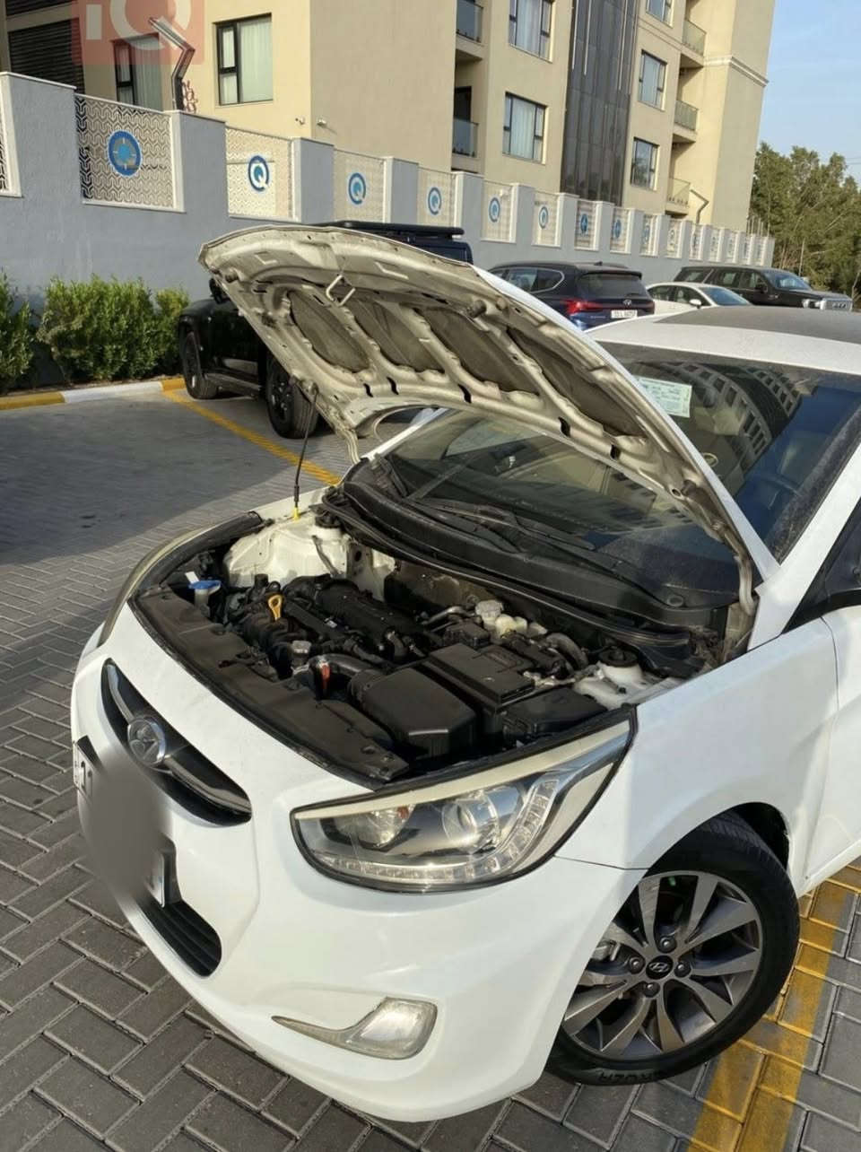 السلام عليكم  اكسنت خليجي بلو 2016 قطعه وحده صبغ السياره فول فقط الجاملغ صبغ سعرها 113 وبيها مجال  عنواني بغداد حي الجهاد للاتصال ***********
