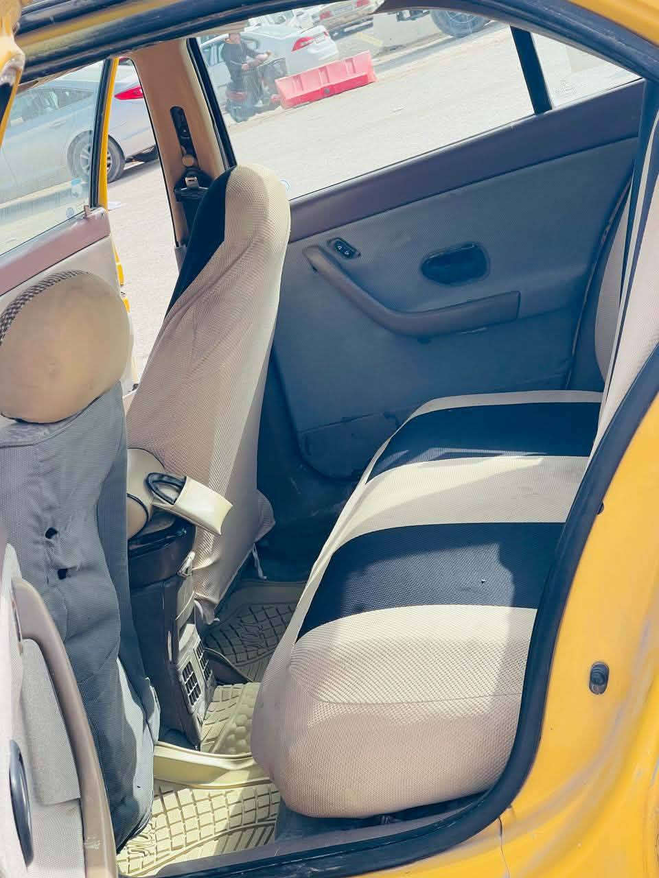 🔥 للبيع سمند 2011 تكسي جاهزة 🔥

🚕 سمند موديل 2011
🎨 اللون: أصفر
📄 هيئة + غرامات: مصفّرة ومحوّلة
-رقم أنگليزي بسمي
هزه جديده بعده ماساقطه
🛠️ السيارة جاهزة ونظيفة
✨ السعر 30 وبيه مجال
🔩 بيها رصعات بس ما مبينات
🔧 بيها تعميرات وصورها موجودة

❄️🔥 
🚘 صدرها حلو وطستها حلوة+ محرك جديد+گير جديد 
🔋 باتري جديد
⚡ داينمو جديد

⛽️ اقتصادية بالبنزين
🚖 جاهزة للشغل فورًا بدون أي صرف

📍 الموقع: بابل - المسيب- تقاطع المسيب
📞 للتواصل: ***********
