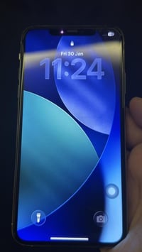 ايفون 11 برو ماكس • ٢٥٦ • سماعات معطلة