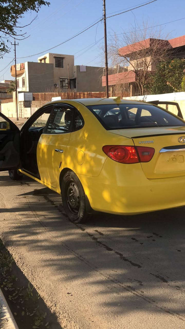 السلام عليكم 
النترا 2010 وارد امريكي
 ضررها جاملغ اليسار مصلح نفسه السياره كود واحد

 رقم نينوى دولي جديد سنويه جديده هيئه وغرامات صفر باسم صاحبها المحرك بدايه صرف حجم 20 كير محور من عادي الى تماتيك السيارة جديده ومتعوب عليها صبغ حراري

 دوشمه وارضيات جديده ربع ما تحتاج مصرف بيها خط سنجار موصل
 السعر 100 وبيها مجال شي قليل 

‏‪0774 086 9477‬‏    مكانها حي الرفاعي
