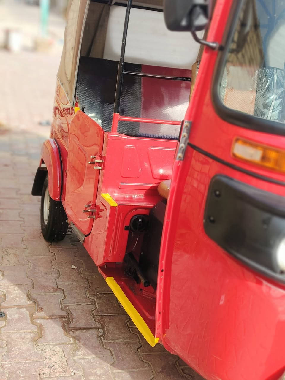 22شهر 8رقم وسنويه كشره كفاله عامه مكينه بس بستم الشراي يتصل ***********
