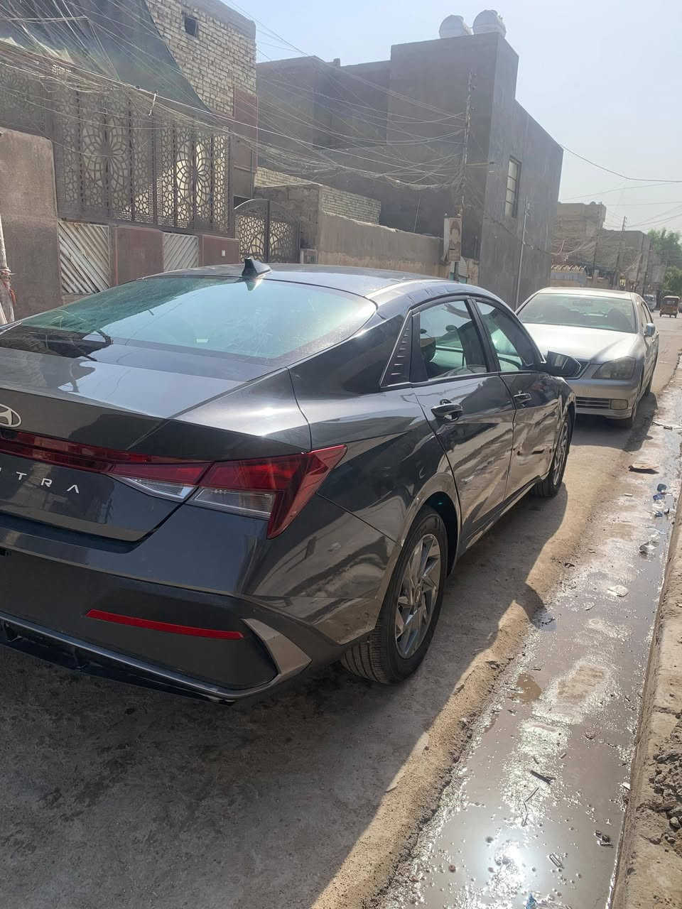 هيونداي النترا وارد امريكي موديل 2024
المواصفات :
بصمة تشغيل + ابواب
تشغيل عن بعد .
شاشة متصلة.
اوتو هولد..
حجم المحرك DOHC 2000.
ثلاث وضعيات قيادة ( نورمل - سبورت - سمارت )
رادار امامي / خلفي امامي.
نقطة عمياء ( حساس مرايا جانبيه ).
دشبول ليد متغير الالوان.
عداد المسافة : 4000 الف كيلومتر .
حادث السيارة بابتين مبدل اصلي امريكي . صور الحادث بالمنشور. 
رقم السيارة : فحص مؤقت / تترقم جميع المحافظات. منفيس بااسمي. 
ايرباك .برده فقط ..
الون سياره .رماديه
موقع السيارة : بغداد / مدينه الصدر 
السعر146$ورقة وبيها مجال قليل 
***********
